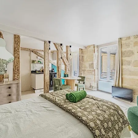Charming Close To Notre-dame De Apartamento *